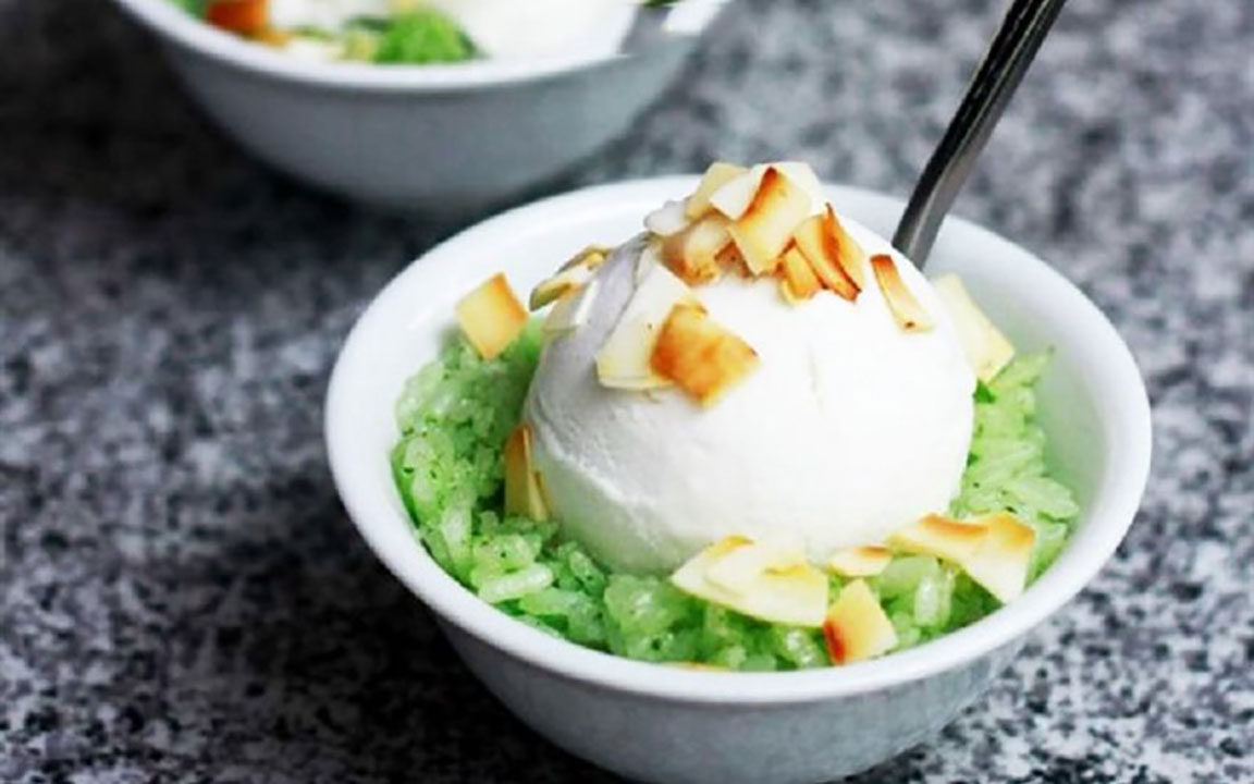 Have you ever seen sticky rice with ice cream? It tastes better than it sounds.