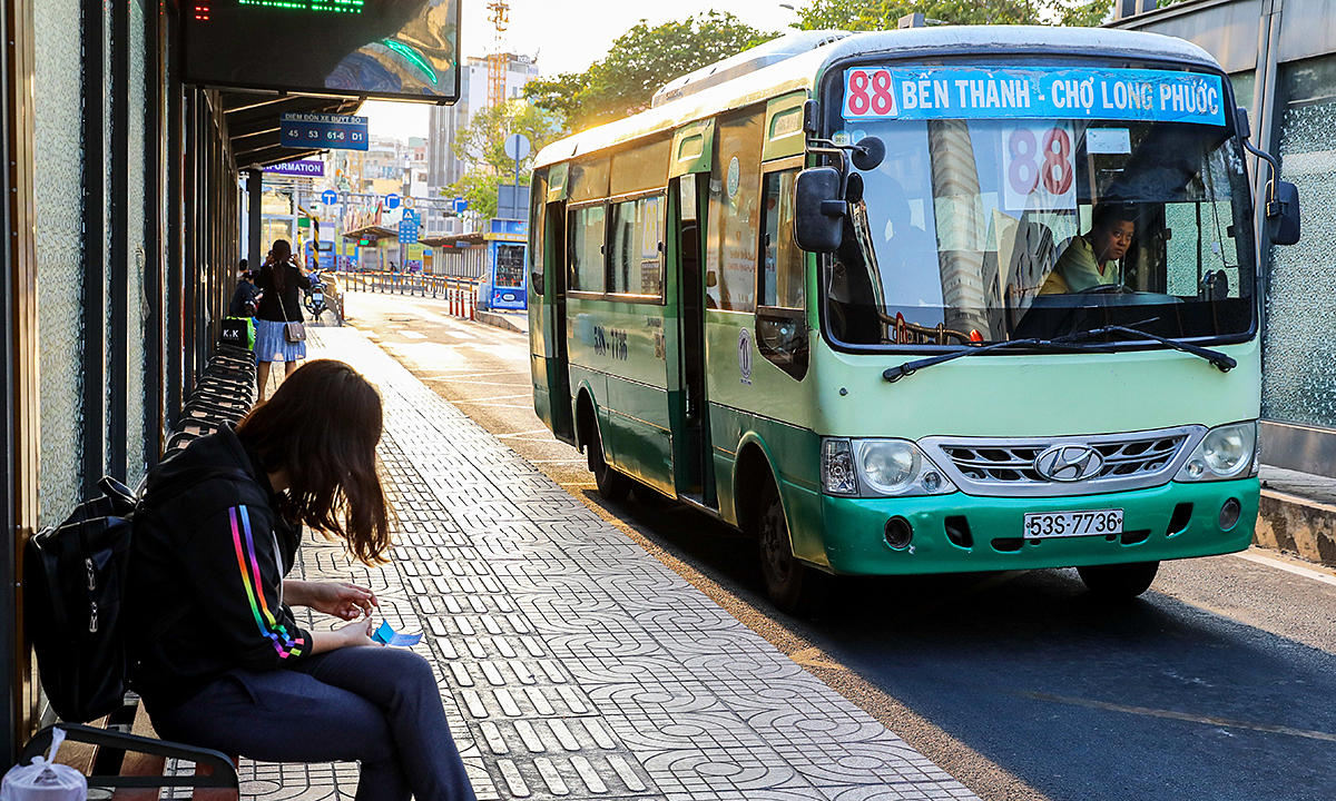 Public transport in Vietnam can be both puzzling and fun at the same time for the adventure-seeking hearts