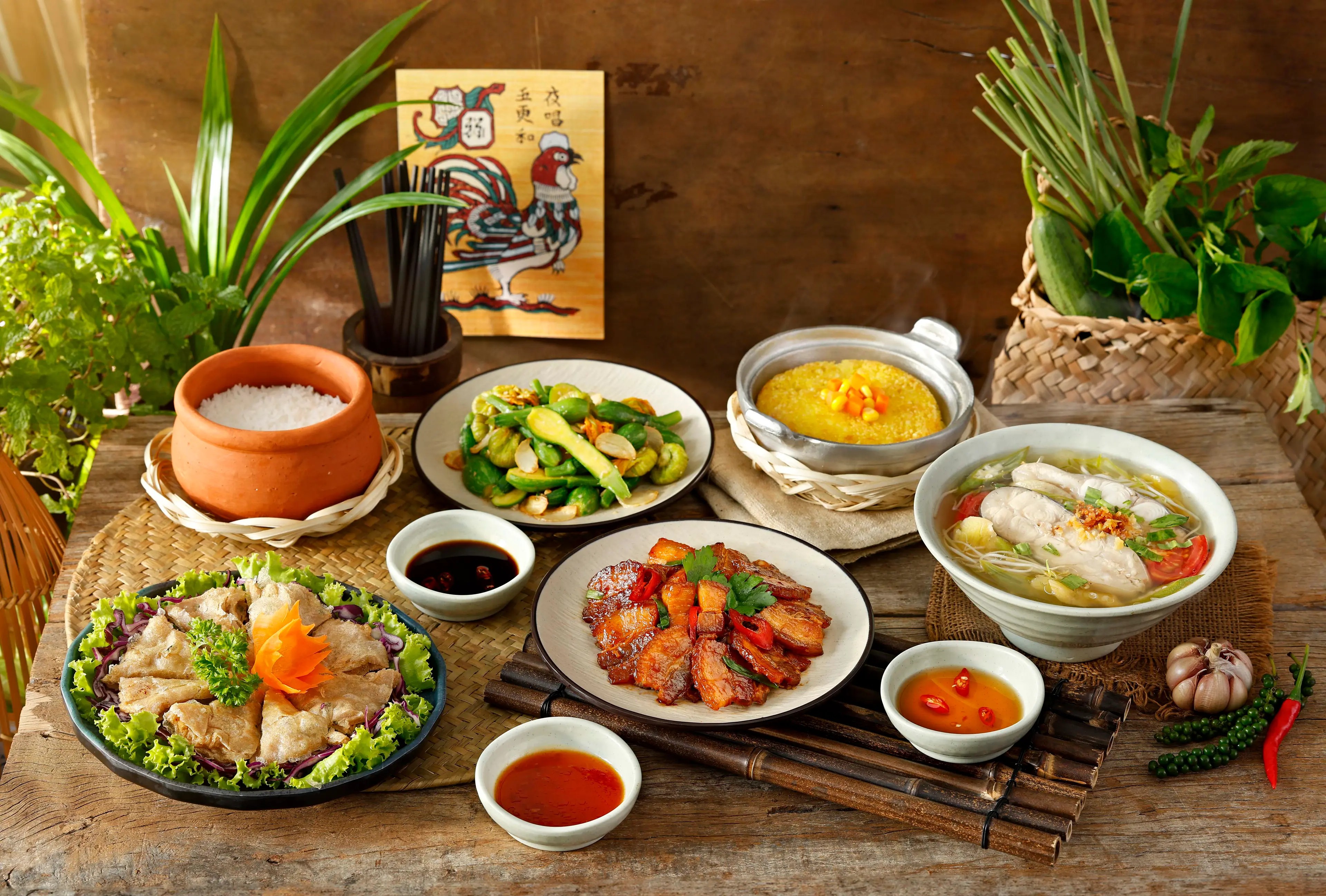 Cơm Niêu has always been a Vietnamese signature dish when it comes to family meal 