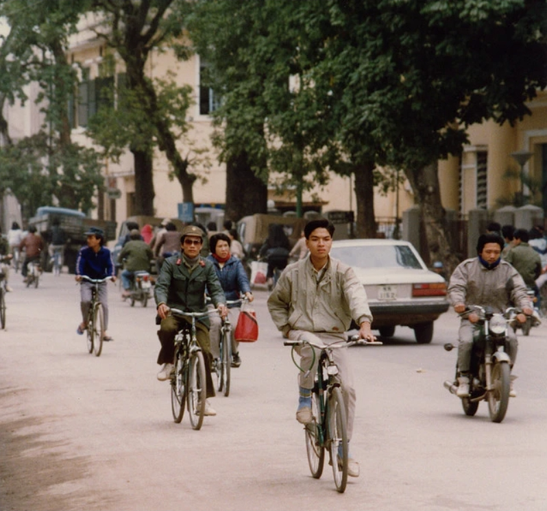 Bike was a more affordable and useful commuting vehicle for Vietnamese people post-war