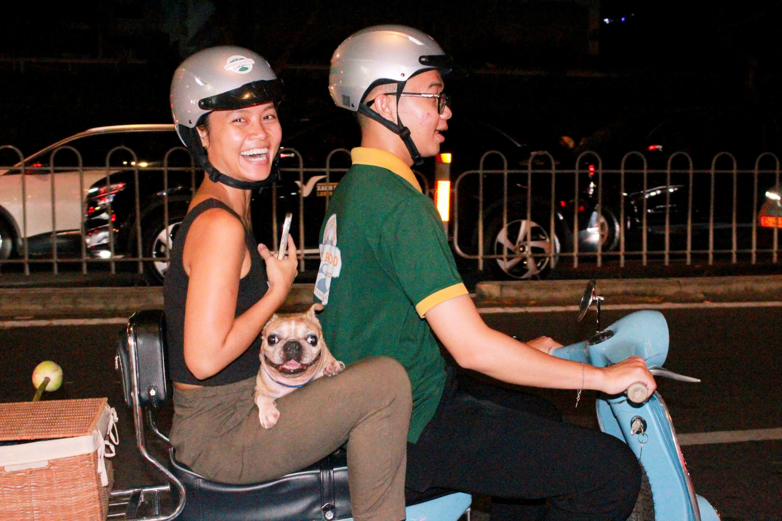 On Vespa A Go Go Saigon night tour, you are guaranteed a wonderful experience