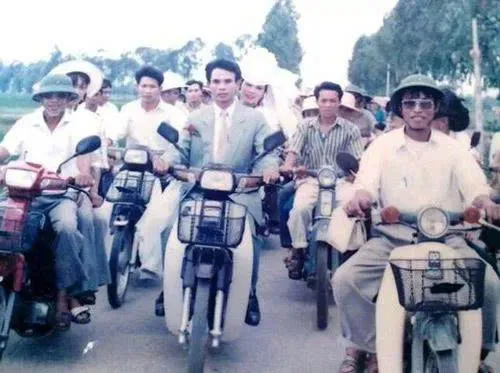 The Dream motorcycle is also popular among people.