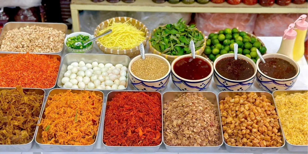 Ăn vặt xóm chiếu