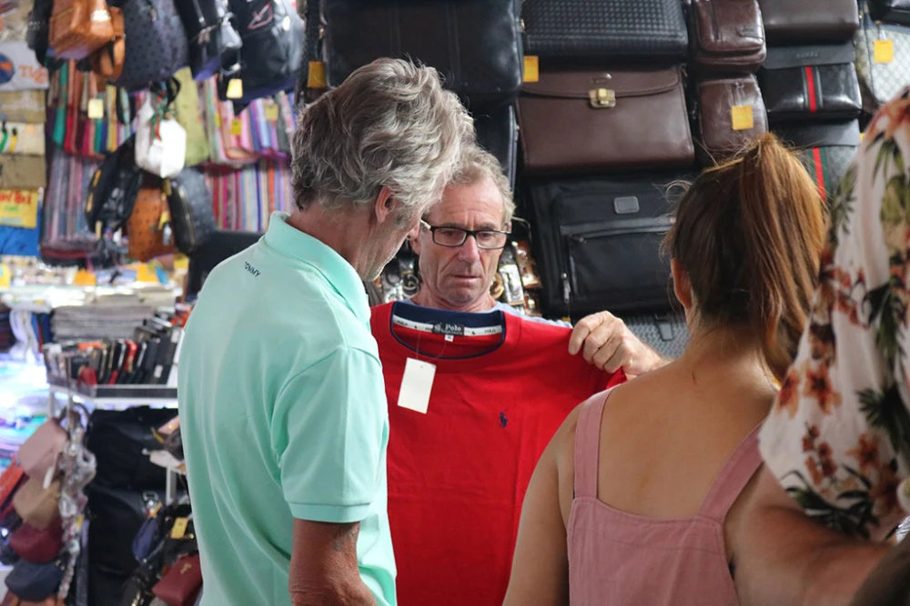 Bargain for Souvenirs in Saigon