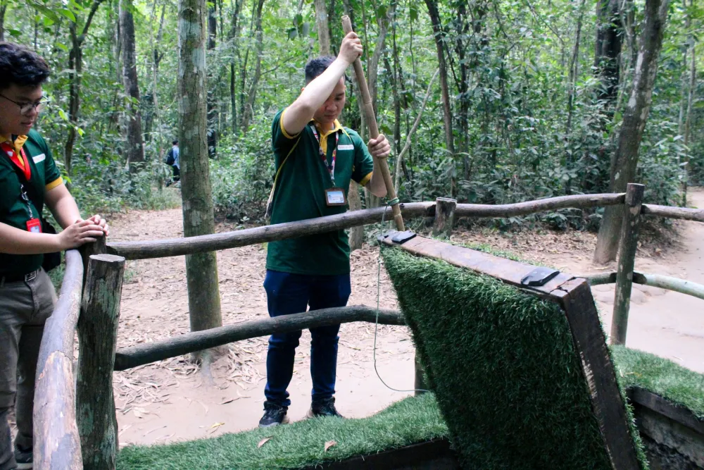 Cu Chi Tunnels Details