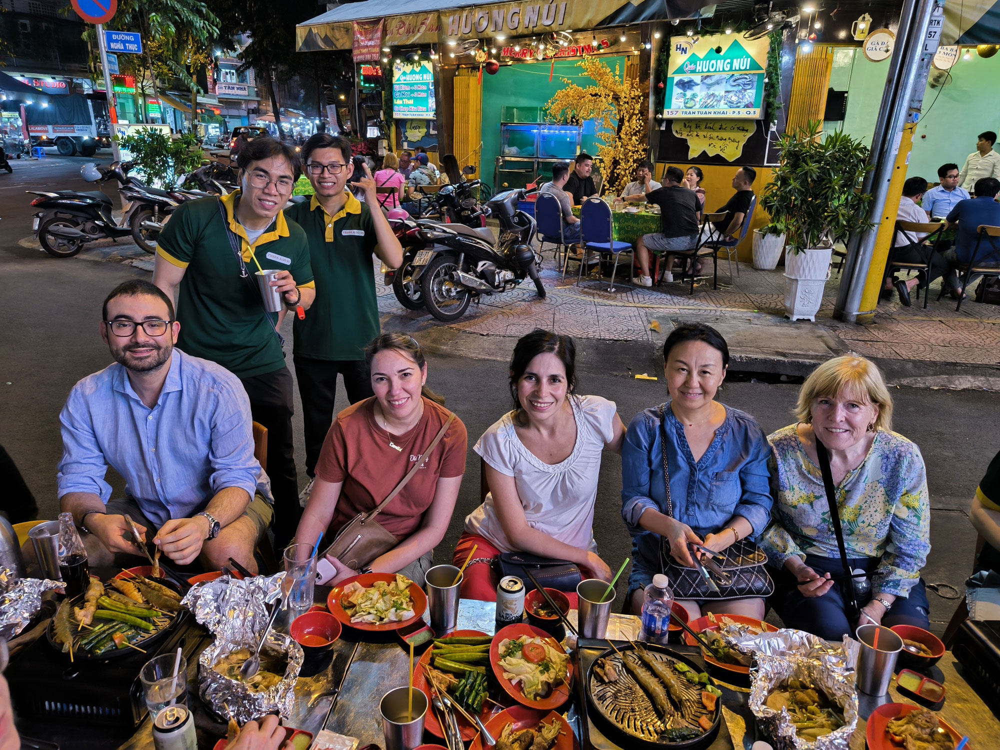 SAIGON FOODIE FEAST