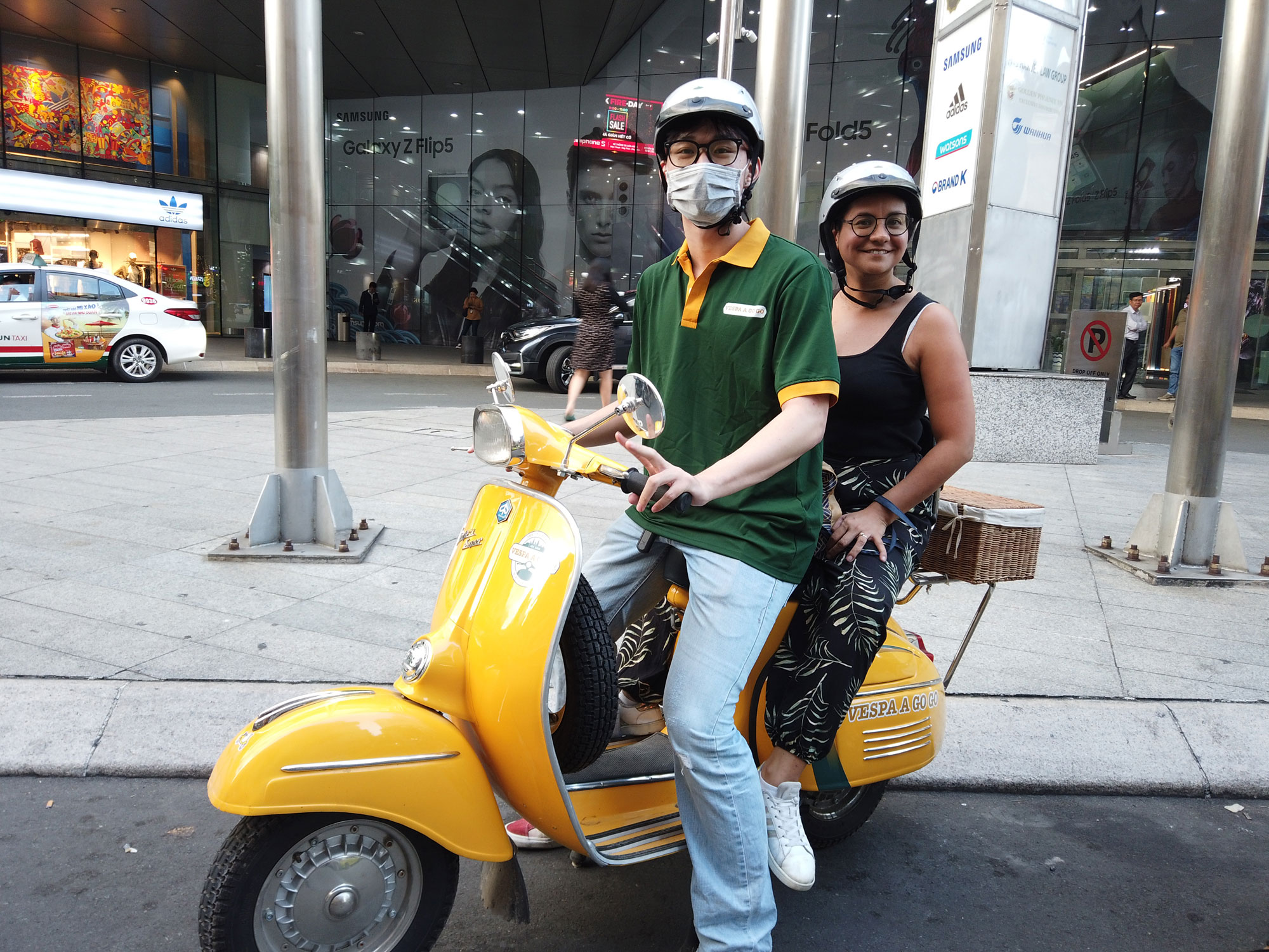 SAIGON FOODIE FEAST