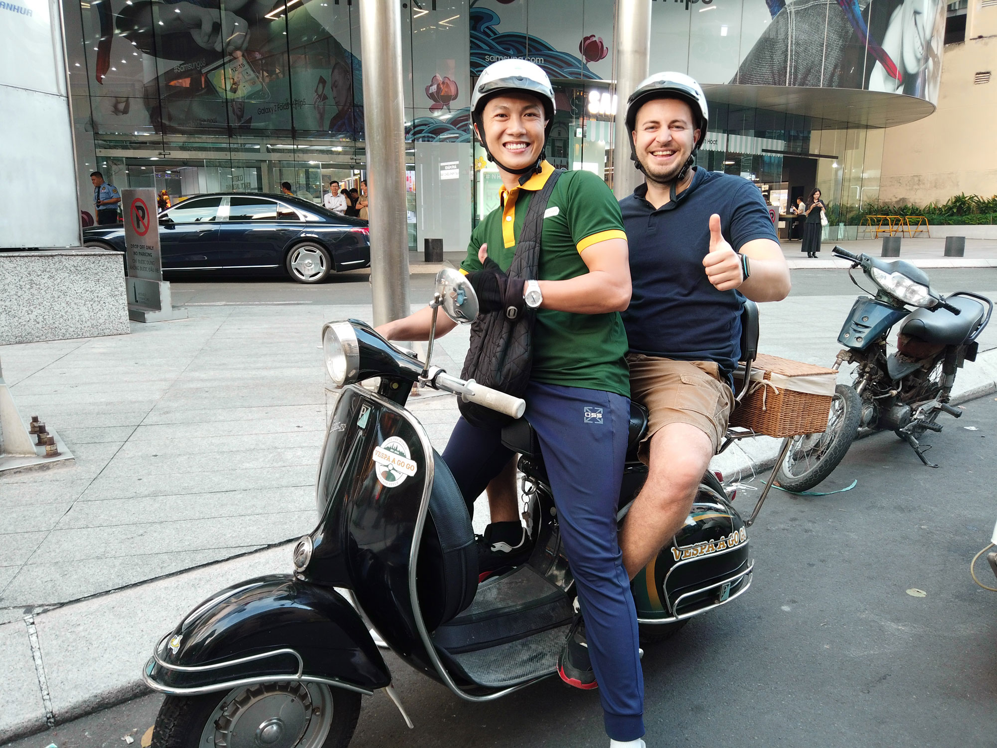 Vespa Troops