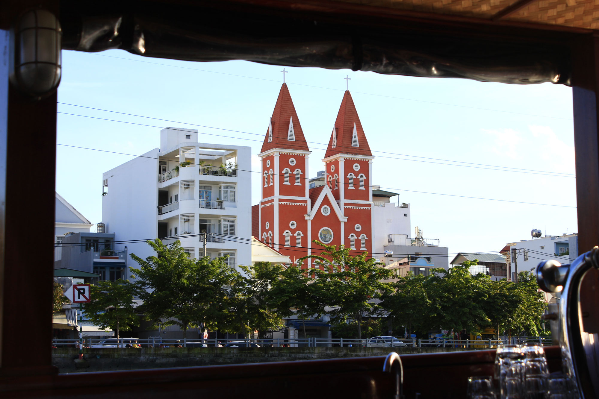 SAIGON SIGHTSEEING