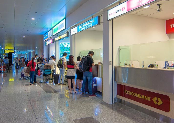 Money exchange Vietnam